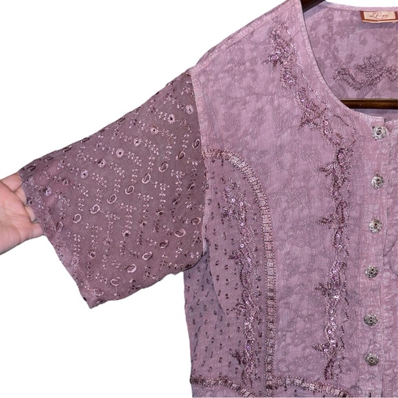 L’Pogee Vintage Mauve Lavender Button Embroidered Short Sleeve Blouse Whimsy - Picture 9 of 13